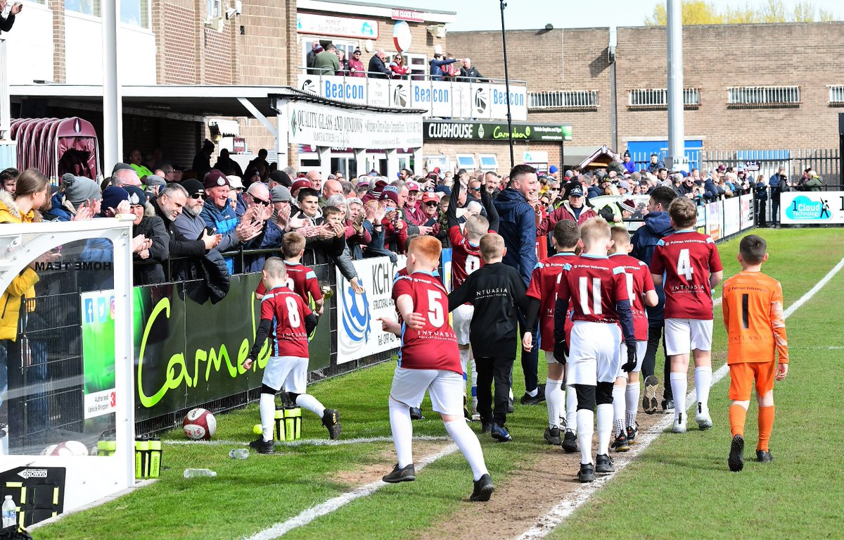South Shields FC (@southshieldsfc) on Twitter photo It was fantastic to have the <a href="/SSFCfoundation/">SSFC Foundation</a> Under-10s on the pitch at half-time of Saturday's game!
The boys paraded the league championship they recently won and were given a great ovation by the crowd 🏆
Keep up the great work and keep enjoying it, lads!
📸 <a href="/KevWilson19/">Kev Wilson Photography</a> It was fantastic to have the <a href="/SSFCfoundation/">SSFC Foundation</a> Under-10s on the pitch at half-time of Saturday's game!
The boys paraded the league championship they recently won and were given a great ovation by the crowd 🏆
Keep up the great work and keep enjoying it, lads!
📸 <a href="/KevWilson19/">Kev Wilson Photography</a>