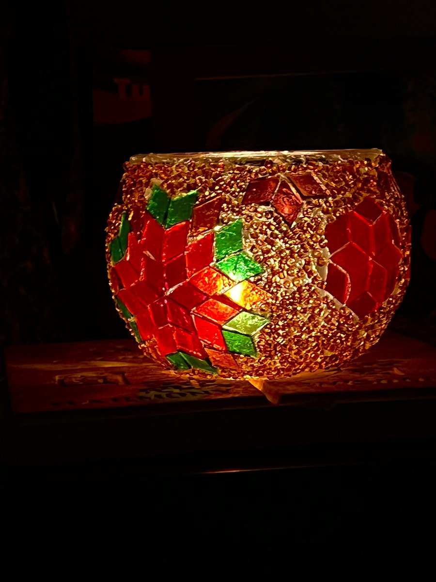 Maralianna's tweet photo. Attended a class with #AntoliaArtStudio through #classbento today to create my own Turkish Mosaic Candle Holder today.
Was so awesome, and my absolute pleasure, to take my niece as her birthday ‘experience’. She created a Mosaic Swan Lamp, and it looks brilliant. Here’s mine 😁 https://t.co/nh17do3ri6