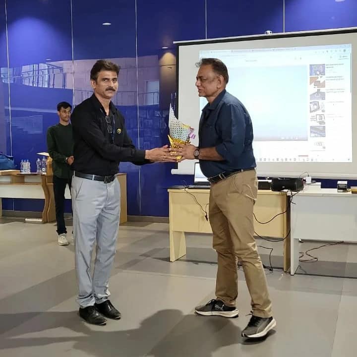 OriginShopIN's tweet photo. Here is to starting a new partnership of Huion  and Origin Marketing pvt ltd.
.
.
 .
#originmarketing #huion #newbrand #newproducts https://t.co/wqCXM2V2PE