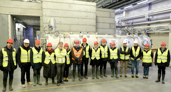 essneutron's tweet photo. Learn more about #ESS Italian #inkindpartner @INFN_ & President @zoccoli_antonio visit @essneutron to see the important technical #inkindcontributions from 🇮🇹 and significant progress. ➡️ https://t.co/gveiDoFGsv
#INFN #BuildingESS #BigScience #Neutronscience #Research https://t.co/QNq2rbLyXx