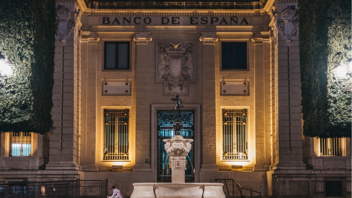 CryptoCryptoNe3's tweet photo. Bank of Spain Reminds Public Cryptocurrency Purchases Can Be Blocked in Certain Cases – Bitcoin News CRYPTO CRYPTO NEWS - https://t.co/hzUM7Id1Dh https://t.co/LW7DAzefiU
