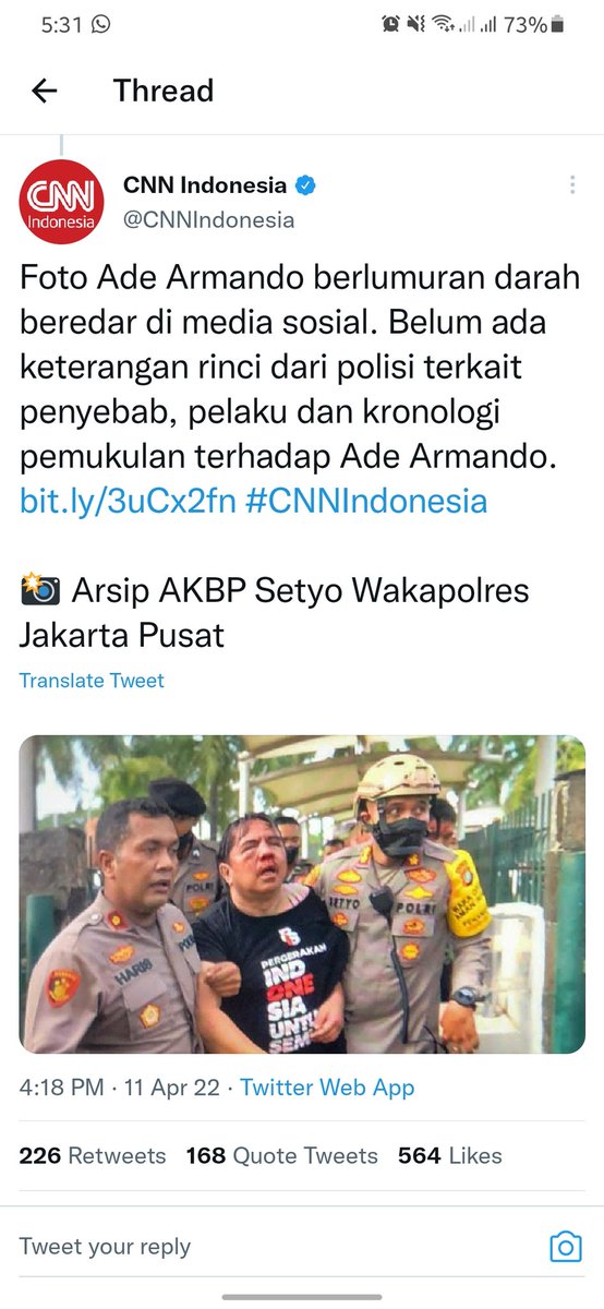 ismanurulloh89's tweet photo. as much as we disagree with him, he doesn't deserve this treatment, cc @DivHumas_Polri tolong tangkap pelaku pengeroyokannya
#adearmando 
#MahasiswaBergerak 
#SayaBersamaJokiwi 
#TolakTegasPenundaanPemilu 
#TolakTundaPemilu https://t.co/2MeDAoVKNT