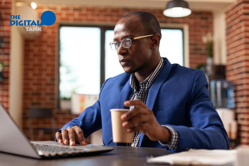 DigitalTankcmr's tweet photo. Les start-up africaines ont levé plus de 4,3 milliards $ en 2021.
Année remarquable pour les levers de fonds des startups africaines qui ont réalisées 2,5 fois plus que le montant de 2020. https://t.co/SLIUQkVa0I https://t.co/7UK6Q22uAJ