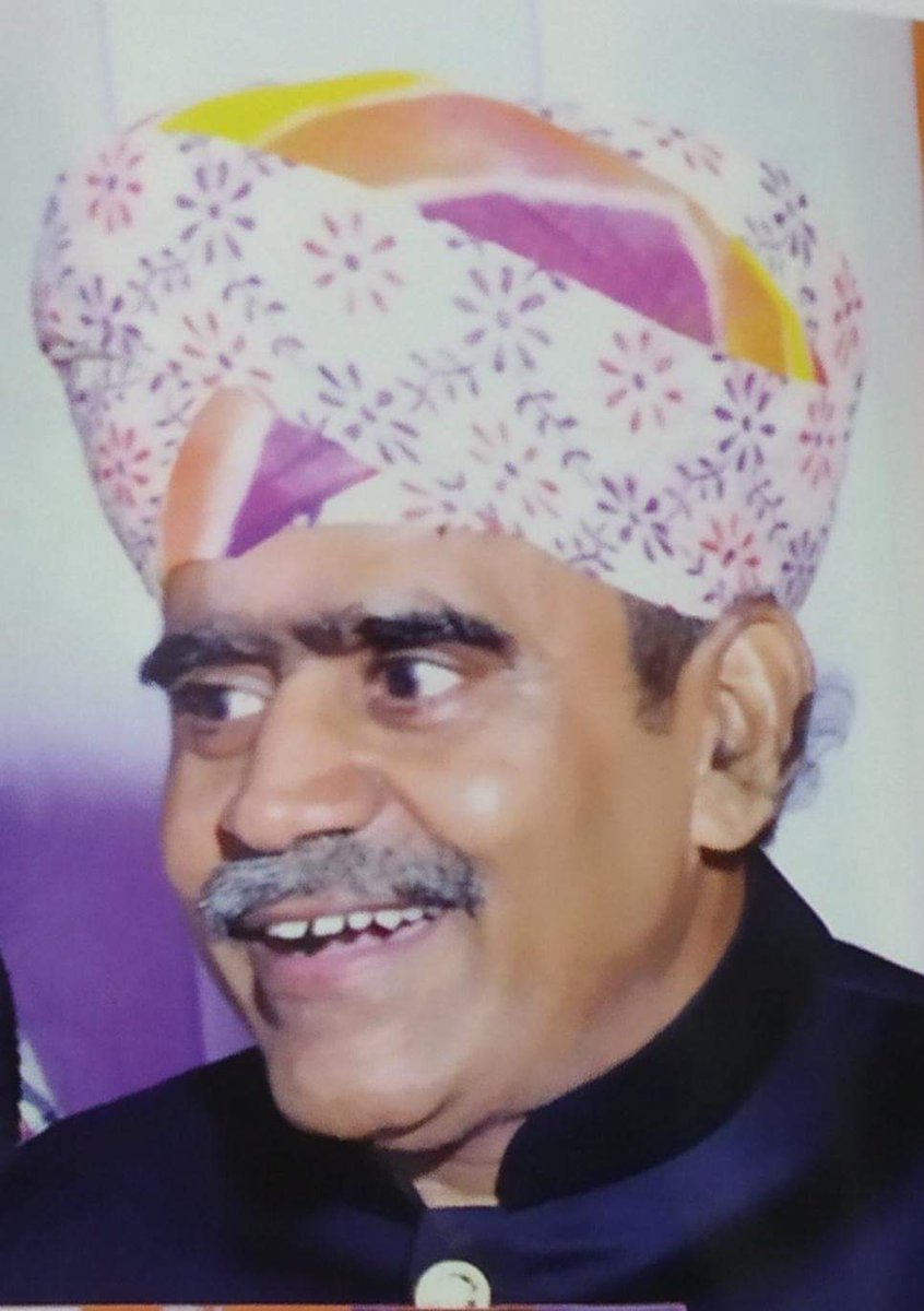 GajeSinghVediya's tweet photo. #Khim_Singh_ji_Rathore_Bagra #Lecturer Wishing you a very happy birthday and best wishes..💐🙏
@KheemSinghRath9
@GajeSinghVediya
#State_Secretary @NSUIRajasthan https://t.co/X3dvEmiZXF