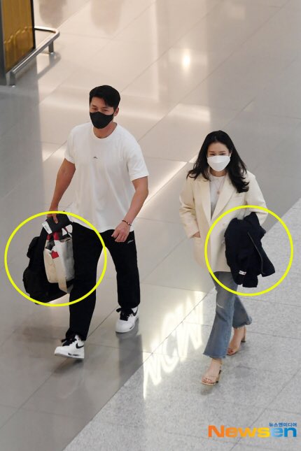 serineblack's tweet image. SHE IS CARRYING HIS JACKET, HE IS CARRYING HER BAG 😭😭😭 #binjin