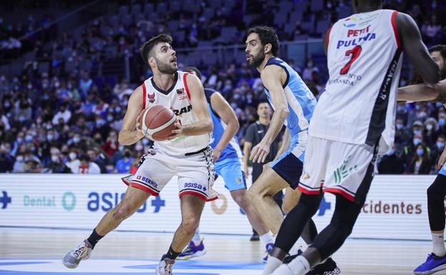 josempuertas's tweet photo. Reflexión localista pero necesaria: en 2012 era MUY DIFÍCIL ser optimista con el basket granadino
Hoy veo que @FundacionCBG depende de sí para ser @ACBCOM, que @CDRaCa pelea por la #LFEndesa
Veo a @GMASB_ crecer y a @CPAgustinos formar talento.
Y siento orgullo y agradecimiento😊 https://t.co/93FDSYPoGy
