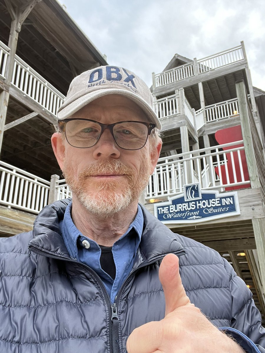 RealRonHoward's tweet photo. Cheryl &amp; I had a great weekend at #BurrusHouseInn  #ManteoNC  The Inn deserves it’s high rating on Trip Advisor. #AndyGriffith always spoke so lovingly of beautiful Manteo.  Terrific for fishing &amp; family adventure. Not far from #KittyHawk of #WrightBrothers 1st flight fame https://t.co/0a5v6ZA7Z3