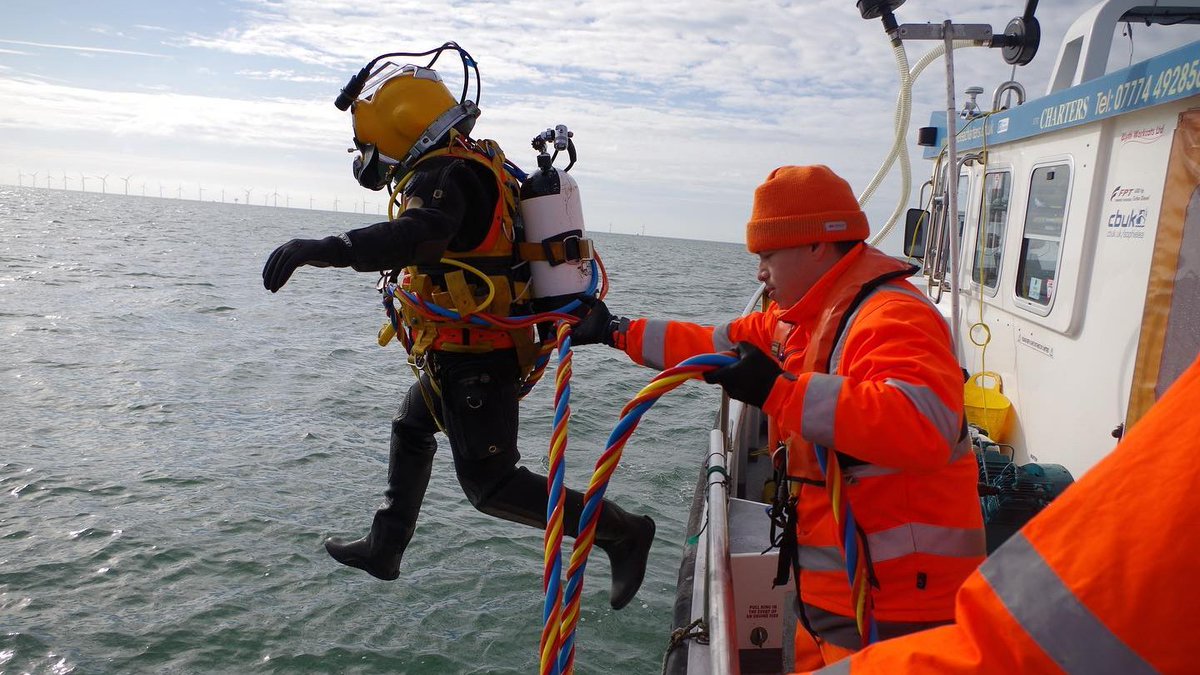 NorthernDiverUK's tweet photo. #𝐦𝐨𝐧𝐝𝐚𝐲𝐦𝐨𝐭𝐢𝐯𝐚𝐭𝐢𝐨𝐧 Jump into https://t.co/Hcs5fguLpd and pick up some great bargains!
📸 @mmpmarineinspection
#northerndiver #drysuit #scuba #diving #scubadiving #commercialdiving #offshorediving #kirbymorgan #mondaymood https://t.co/hicAw22lmj