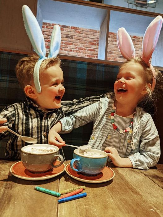 KeelhamFarmShop's tweet photo. 🐥 It’s the Easter holidays and we have a full two weeks of fun here at Keelham!
🐰 Head to https://t.co/OTIdDvpIo4 to check out what we have in-store and to buy tickets for our Easter workshops.
#easteratkeelham #easter #keelhamfarm #easterholidays #easterbunny #easterworkshop https://t.co/jGY8mfVw0b