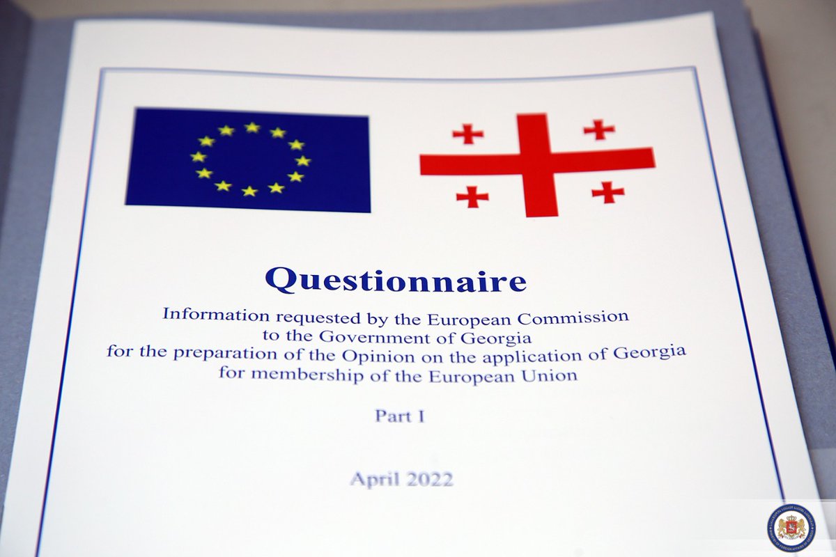 Ilia Darchiashvili (@iliadarch) on Twitter photo By receiving the questionnaire, we have made another major step forward on the path of our people's national choice - ๐ช๐บ integration! Many thanks, Commissioner <a href="/OliverVarhelyi/">Oliver Varhelyi</a>.
๐ฌ๐ช will spare no efforts to timely fill in the document and proceed to the next stages! By receiving the questionnaire, we have made another major step forward on the path of our people's national choice - ๐ช๐บ integration! Many thanks, Commissioner <a href="/OliverVarhelyi/">Oliver Varhelyi</a>.
๐ฌ๐ช will spare no efforts to timely fill in the document and proceed to the next stages!