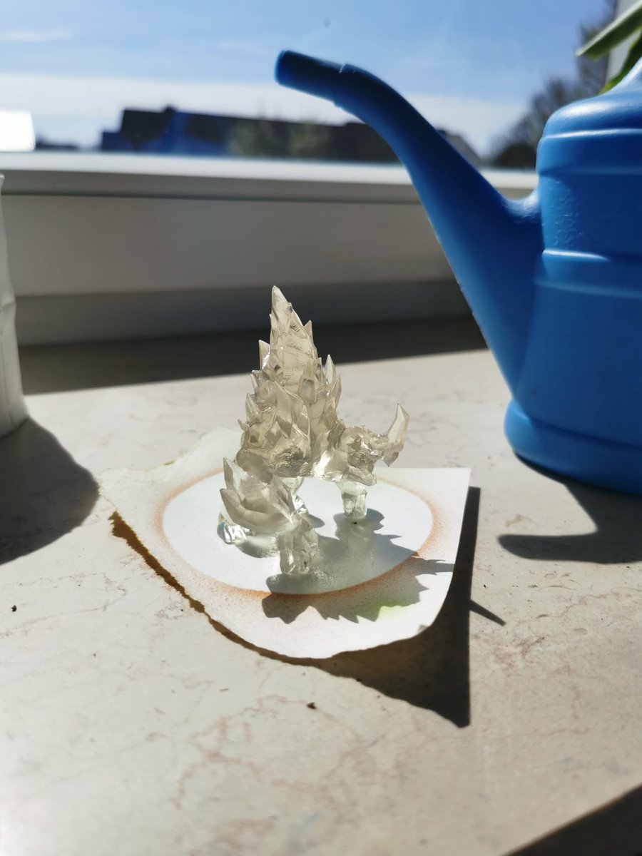 FireFly3DPrints's tweet photo. Another test with the transparent resin.
It's just a random crystal monster🙃
#FireFly3Dprints #3Dprinted #elegoo #resin #crystal https://t.co/NxKAE5IZkM