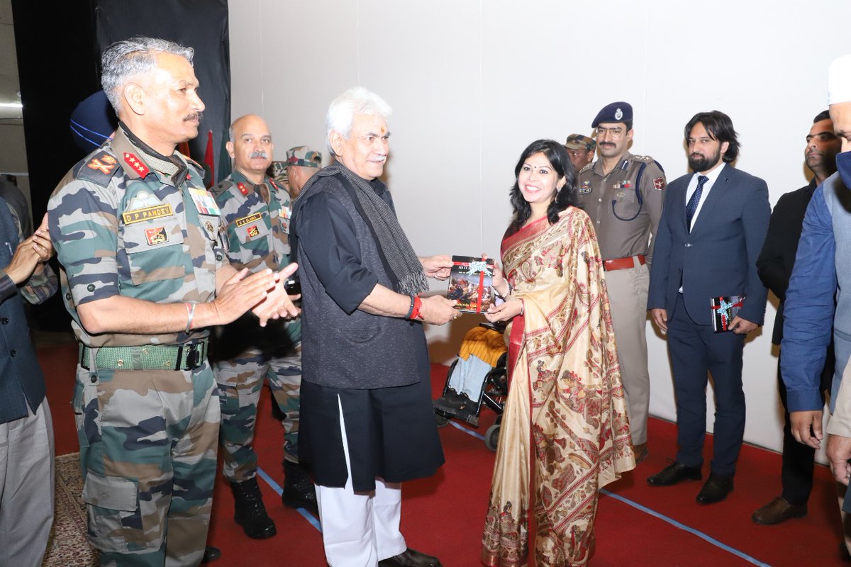 ManjulaSularia tweet picture