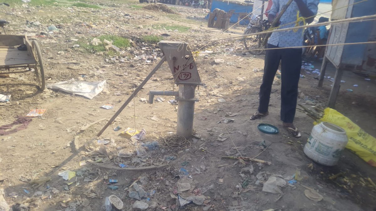 YouthConnectUP's tweet photo. विशेष सूचना- नगर पंचायत बंडा, शाहजहांपुर में बड़ा बाजार एवं बनस्थली शिक्षण संस्थान के सामने एक सरकारी हैंडपंप खराब है। स्वच्छ पेयजल के लिए इस हैंडपंप को बनवाने का कष्ट करें।
 धन्यवाद
@dmshah @spshahjahanpur @CdoShahjahanpur @PMOIndia @rohitshuklagt @UPGovt https://t.co/VkwJVLcYkx