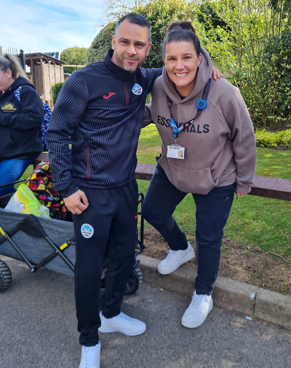 TheBootRoom6's tweet image. When shes asks for a photo of Course #Sambailey
