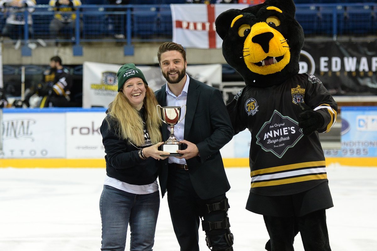 PanthersIHC's tweet image. First half of The Nottingham Panthers annual awards, brought to you in association with @original_annies, were presented on-ice after yesterday's game with the Flames. 😺

👉  bit.ly/3urWL9V