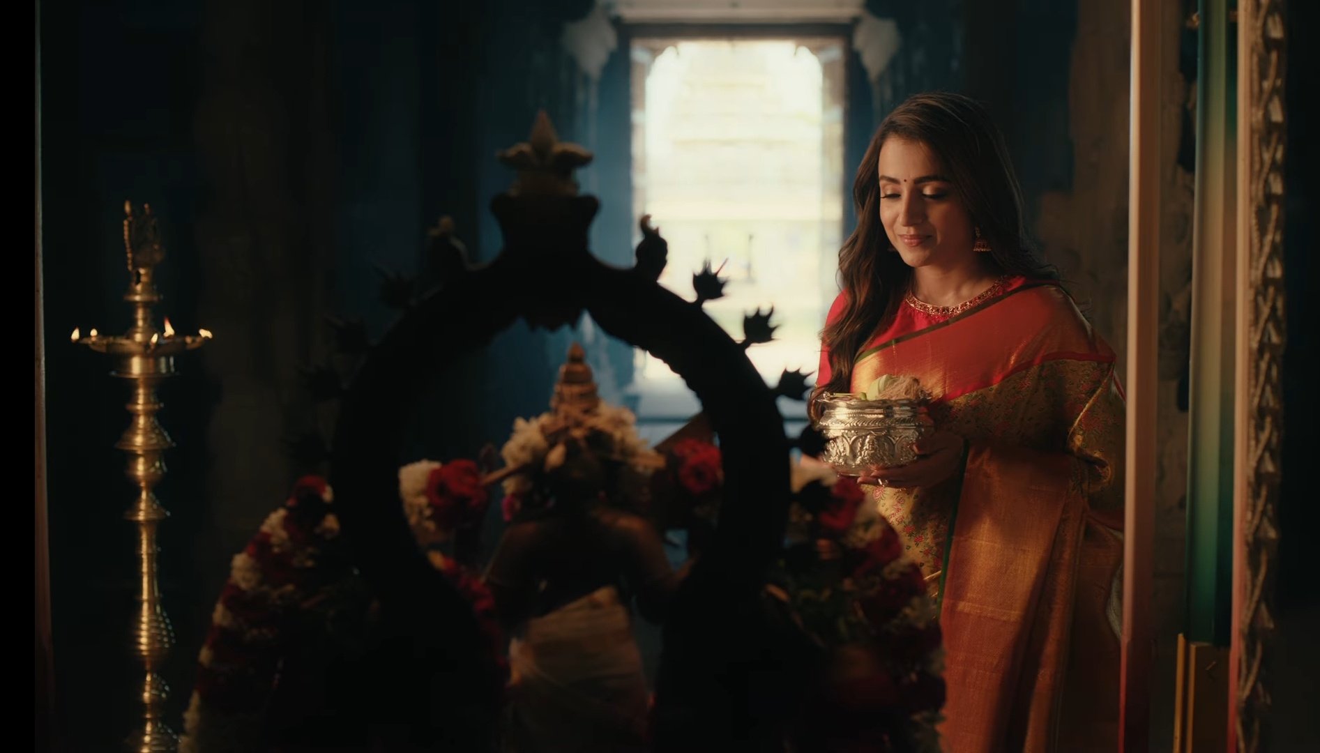 FQDxy1EakAQD1Oq?format=jpg&name=large