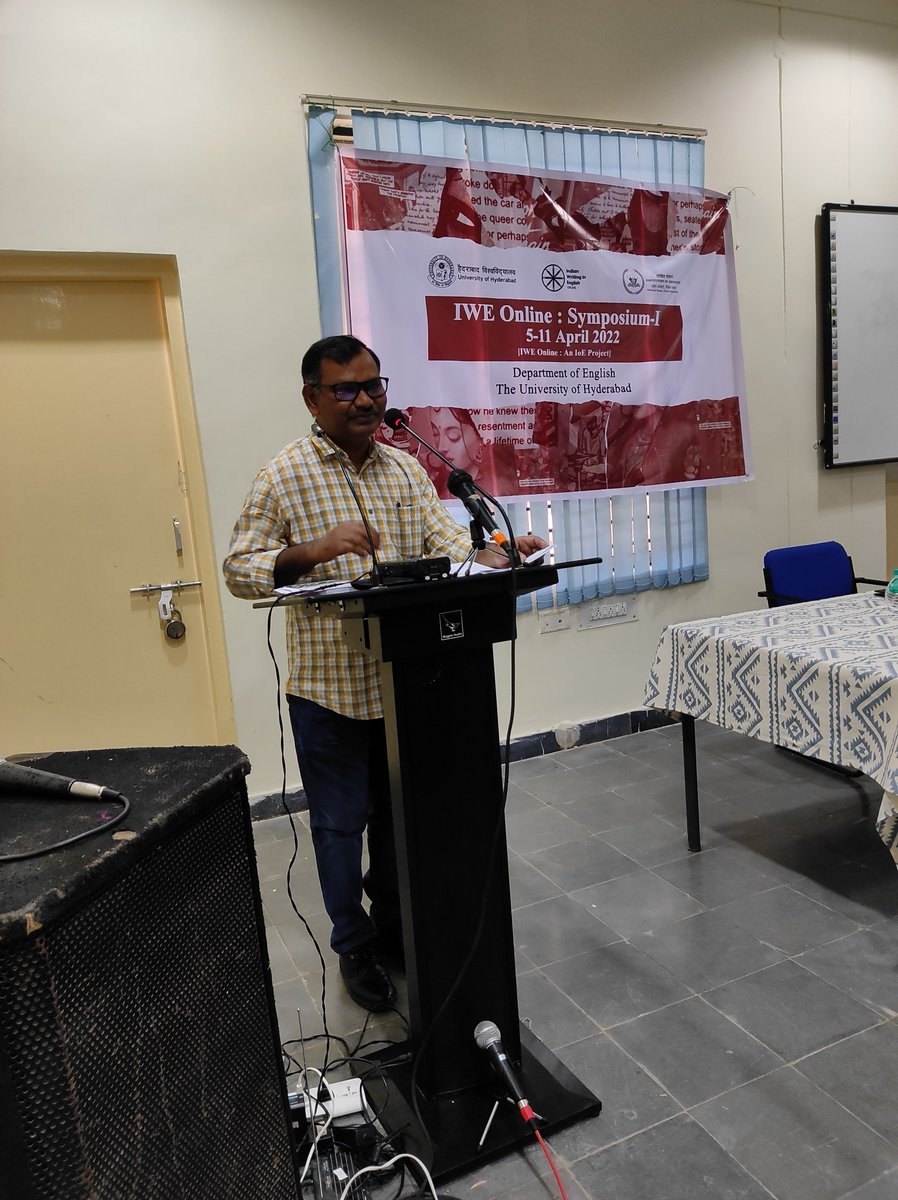 IWEOnline_UoH's tweet photo. Using examples of Dalit characters in #IndianWritinginEnglish, from Mulk Raj Anand’s Untouchable to Manu Joseph’s Serious Men, Prof Raj Kumar in his lecture delineated ways in which Dalits are typecasted in works of fiction, preventing an accurate or just representation. (1/3) https://t.co/BAw7NzHYEo