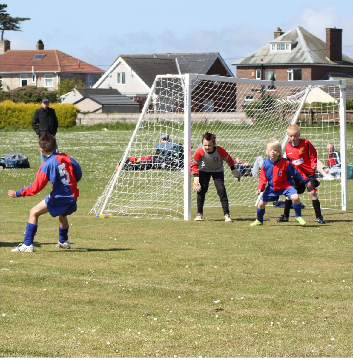 Just for fun 
SPOT THE BALL from an U9s game in 2009.
The winner gets a FREE Breakfast Sarnie in the bar <a href="/gladesfootball/">GladesFootballCentre</a> .
Mark an X where you think the middle of the ball is and message us back.
Free to enter and open to anyone.