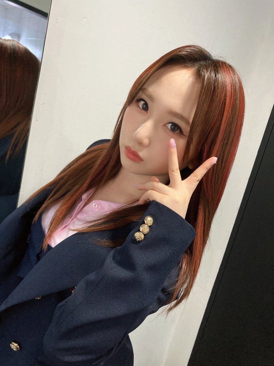 juri_thai's tweet photo. trans✨ | 220404
ถึงดอกไม้ของพวกเรา เก็ตชี่. ได้โปรดเบ่งบานอย่างงดงามอยู่ตรงหน้าพวกเราต่อไปเรื่อยๆเลยนะคะ…💐💕ซารังเฮ🥺
#ร็อคเก็ตพันช์ #จูริ #juri #ジュリ #ketchy #켓치 #펀치타임2 #PunchTime2
#RocketPunch #로켓펀치
#高橋朱里 #타카하시쥬리 #쥬리 https://t.co/mKXUFjEzEM