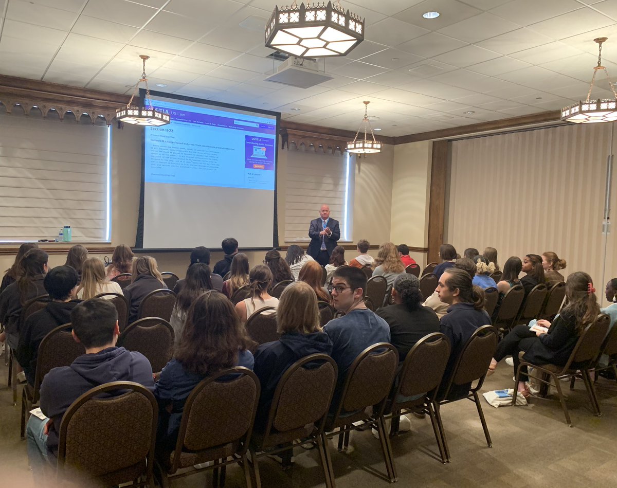 Thanks <a href="/kevinrkemper/">Kevin R. Kemper</a> for talking media law and Native American reporting with scholastic journalism students at Media Monday! @OSM_OIPA appreciates you! <a href="/GaylordCollege/">Gaylord College</a> #smm22