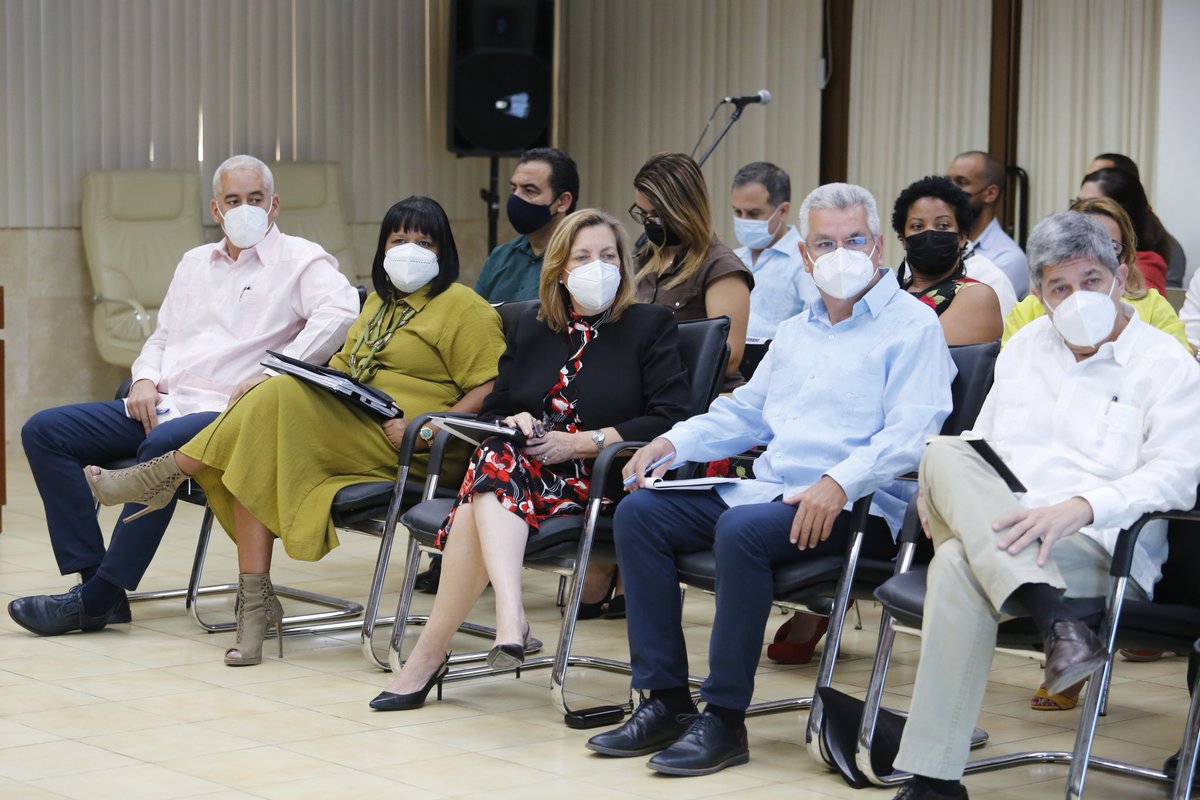 Efectuada en la mañana de #Hoy, la Reunión Anual de <a href="/CubaMINREX/">Cancillería de Cuba</a> donde se presentó un resumen de los principales resultados de la política exterior cubana en 2021 y proyecciones para el 2022.
#VamosConTodo #Cuba 🇨🇺