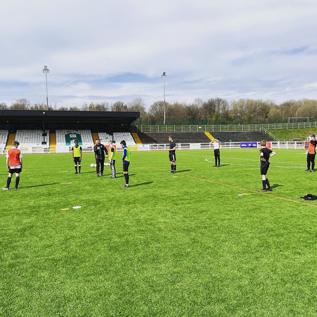 Kickabout_FC's tweet photo. Thanks to @BPAFCOfficial for giving our U15 side the scholarship experience.

High standards of professionalism 👏👏

Great example for our youngsters

#youthfootball https://t.co/ITDAapIc4w