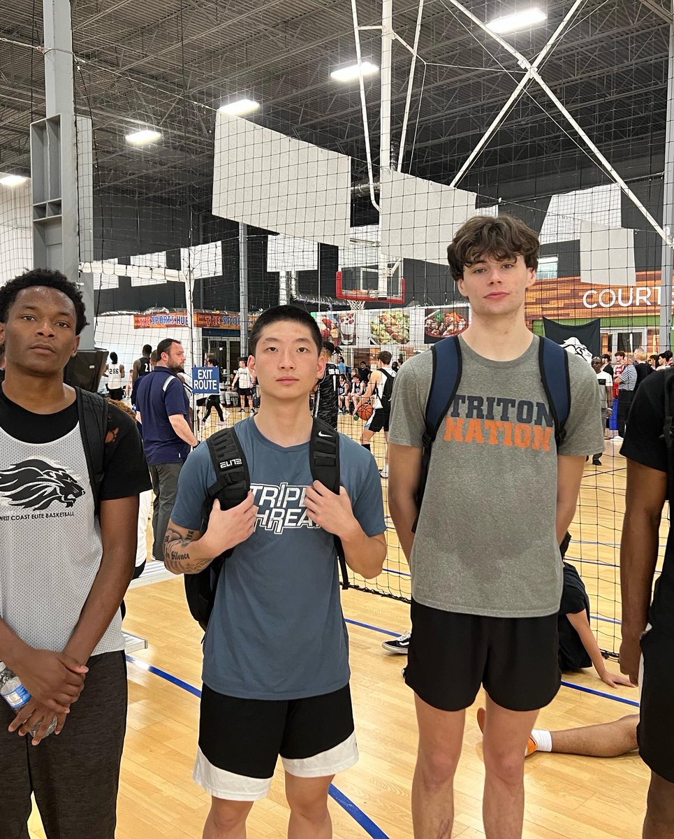 Elite Prep was well represented at the West Coast Elite 2022 Spring Juco / Unsigned Senior Showcase played at the Momentous Sports Complex in Irvine, CA.  Jayden Lundy, Taeo Thomas, Dorian Harris, Aziz Jones, Johnnie Sun, Dylan Godfrey, Jon Siegel, and Gillis Wilson all attended