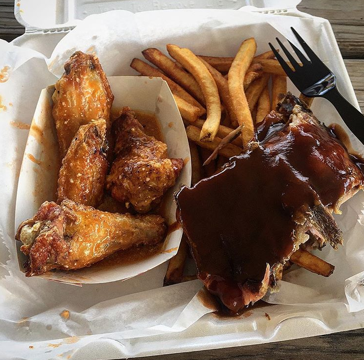 curtssmokin's tweet photo. Flawless dishes can always be found when you visit Curt's Smokin' Ribs! 🤗🍽️
.
Delivery Call: 570-726-7427
.
Text Curts to 33733 for Online Ordering
.
.
#CurtsSmokinRibs #MillHallPA #PAEats #KnowBetterBBQ #WeeklySpecials #PABBQ #BBQFoodie #FoodPorn #GrilledMeat #SmokedMeat https://t.co/Q729NrUM3F