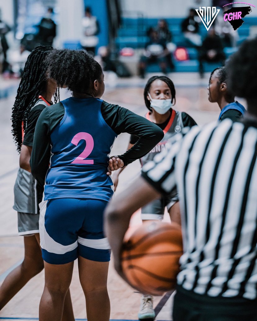 Deuce 26’ 💜🏀<a href="/altamise_jr/">Altamise Leach, Jr</a> @CarolinaGHoops 📸<a href="/6100Visuals/">Rose.</a>