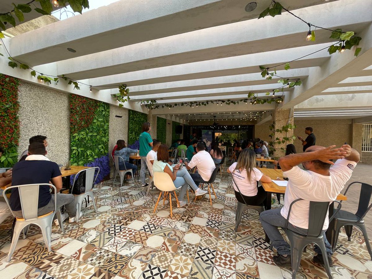 BCHLatam's tweet photo. Last Saturday we held the second "Bitcoin Cash Invites You" in #Vzla but this time it was held in #LaGuaira
We received 32 new #BCH users and educated them to promote its use in the city
A complete SUCCESS!
Thanks to our #BitcoinAgents @GabrielCerezo11 @Tonykubar_ @InnjohnC https://t.co/sUODNEce0s