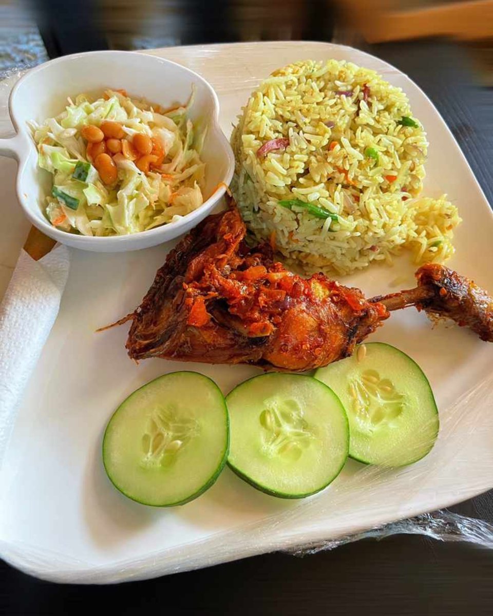 TreasureLoungeandGrills tweet media