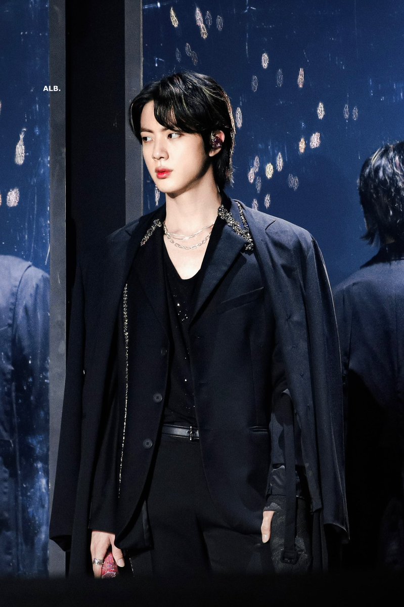 ALittleBraver92's tweet photo. 220409 #방탄소년단진 #김석진 #석진 #진 #BTSJIN #JIN @BTS_twt https://t.co/7jlSHOtkwi