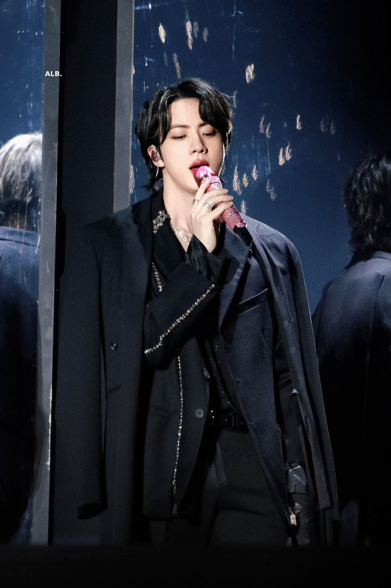 ALittleBraver92's tweet photo. 220409 #방탄소년단진 #김석진 #석진 #진 #BTSJIN #JIN @BTS_twt https://t.co/7jlSHOtkwi