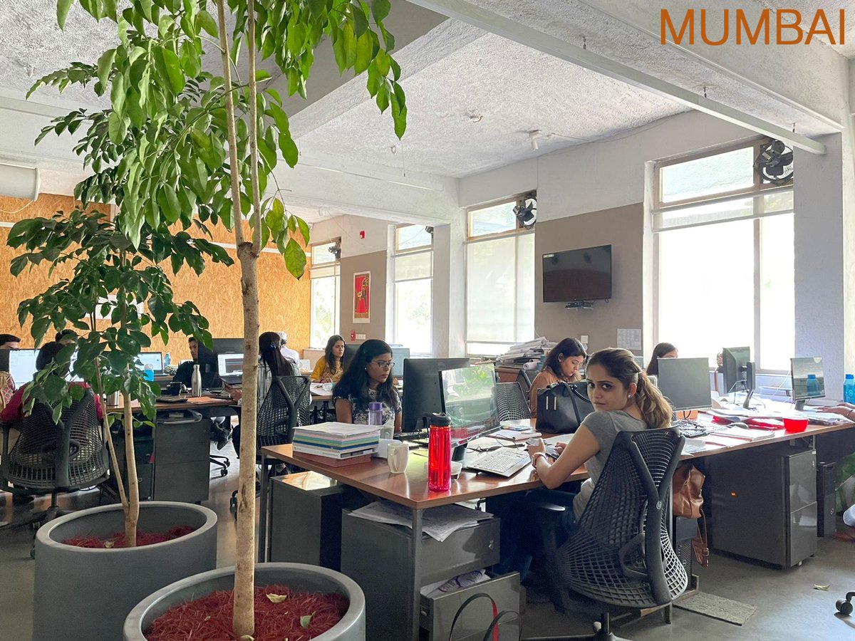 media_edifice's tweet photo. Here’s what Mondays in our Mumbai, Bengaluru and Kolkata studios look like!
With the pandemic leading us to embrace varied work styles, #EdificeConsultants continues to be a practice with a difference today.
#Edificians #ECPL #Architects #Architecture @ravisarangan https://t.co/RVebHffGNp