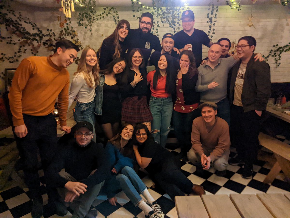 sylviadotcom_'s tweet photo. finally got to see all of these beautiful faces in person, and my heart is so, so full 🐻 I couldn’t imagine better humans to have experienced my @junocollege journey with 💖 #bear6 https://t.co/h9mE5km8dn