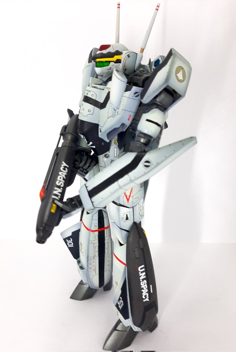 jzulu01's tweet photo. 1/72 VF-0A from Macross Zero (Hasegawa)

What a challenging build. Lots of parts breakage, problem solving, but satisfying in the end.

Practice run for the Gerwalk.

#マクロス
#battroid
#バトロイド
#プラモ 
#plamo
#macross https://t.co/Nj2YtTUtn8