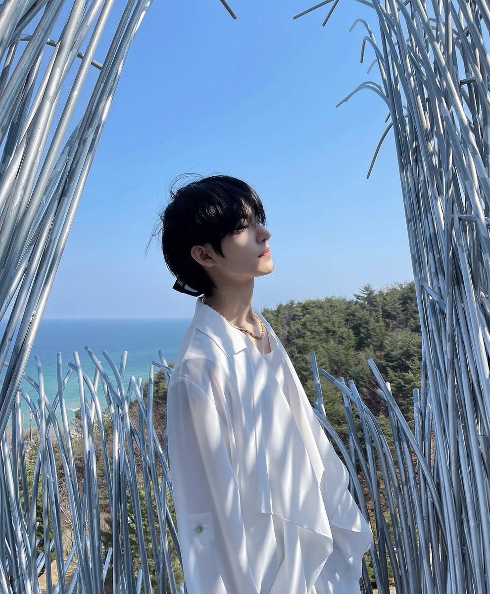 HUR HYUNJUN EVERYONE