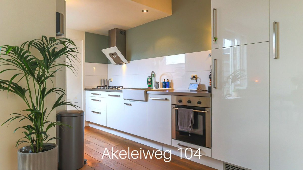 ULGERSMABORG - In deze groene wijk vind je deze tussenwoning met een fantastische achtertuin van circa 18 meter diep! 
Nieuwsgierig? Vanaf dinsdag in de verkoop - hopma.nl

#wonen #vastgoed #groningen #makelaar #woningmarkt