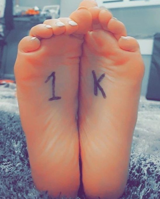 Thank you to my #1k followers 😁 VERY much appreciated!! ❤️  #feet #feetfetishworld #feetpicsonly #feetfetishnation👣<a href="/tag/1k"class="tags">#1k</a><a href="/tag/feet"class="tags"><span>#feet</span></a><a href="/tag/prettytoes"class="tags"><span>#prettytoes</span></a><a href="/tag/soles"class="tags"><span>#soles</span></a><a href="/tag/footmodel"class="tags"><span>#footmodel</span></a><a href="/tag/footqueen"class="tags"><span>#footqueen</span></a>