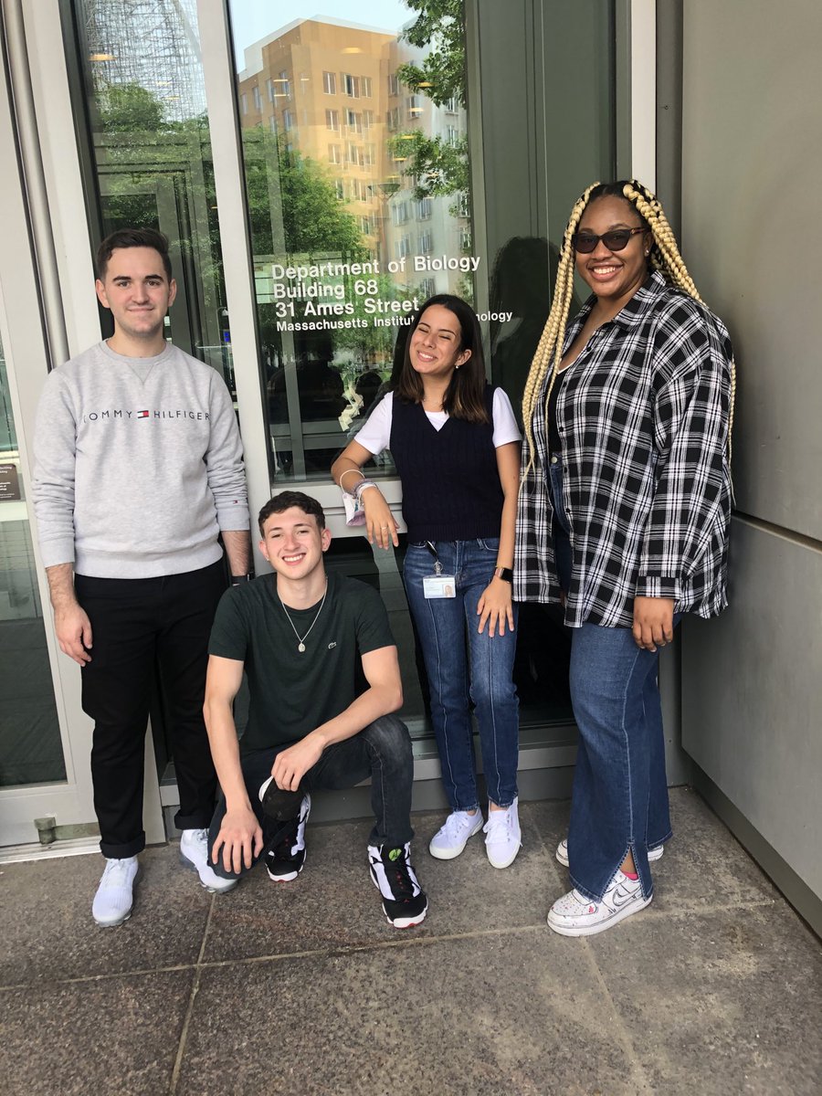 MandanaMsrp's tweet photo. BIG Welcome ⁦@MITBiology⁩  to Chidera Okeke ⁦⁦@fiskuniversity⁩ ,Alejandra Ramos&amp;Mario Coll ⁦@FIU⁩ &amp;⁦⁦ @DiegoDetres⁩ who join Sam Nelson ⁦@UBuffalo⁩ &amp; Alexandria Jefferson ⁦⁦@uga ⁦⁦⁦. All 6 #MSRPBio 2021 alum &amp; BIOGRADS ⁦⁦@MIT⁩ https://t.co/wFqT5IJ3g9
