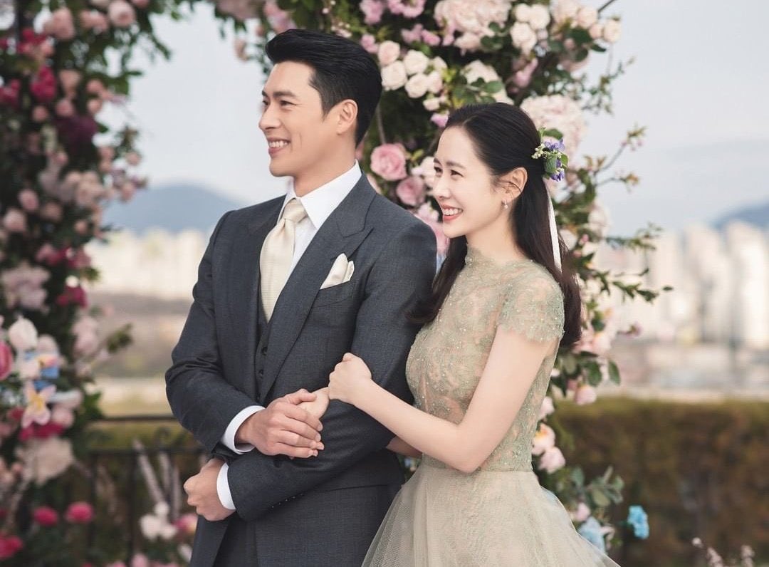 kdramarchive's tweet image. official photos of son yejin and hyun bin from their wedding, our binjin 🥹💗