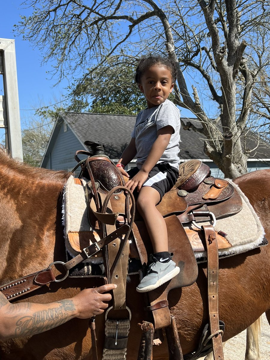 MissAyeJae's tweet photo. My lil Cowboy! 🤠🐴🤎 
He didn’t wanna put his boots on lol. https://t.co/jkYrvNwZlp
