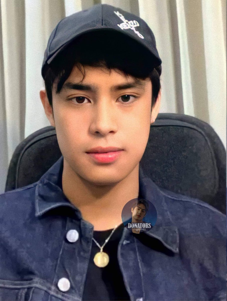 DONATORSPH's tweet photo. Hi @donnypangilinan 💙 

Who's watching and still tweeting with us?

MondayCatchUp WithDONNY

#KUMUwentuhanWithDONNY
#DonnyPangilinan | Donny Pangilinan https://t.co/uu2RgmYp7d