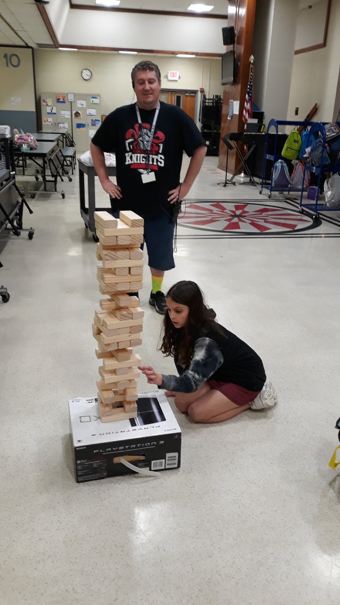 BrevAfterschool's tweet photo. Giant Jenga fun with the students at Lockmar.
#AfterschoolWorks #BAS321 https://t.co/KJ7Gi8of1l