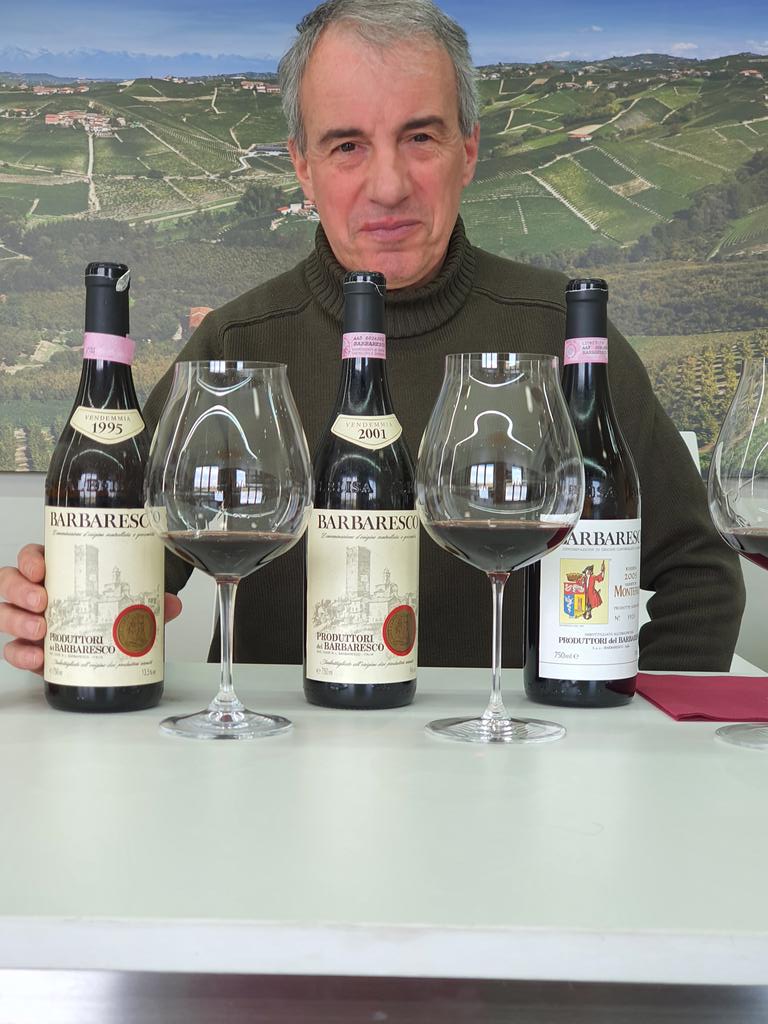 KerinOKeefe's tweet photo. Great visit w/ Aldo Vacca of #produttoridelbarbaresco Tasted 2005 #Montefico Riserva, 2001 &amp; 1995 Annata. 2005 Ris in excellent shape, w/tar, rose, delicate fruit, acidity. 2001 in decline &amp; at its limit. The 1995 was gorgeous, w/dried cherry, smoky notes &amp; surprising freshness. https://t.co/O13lT9Ue1P