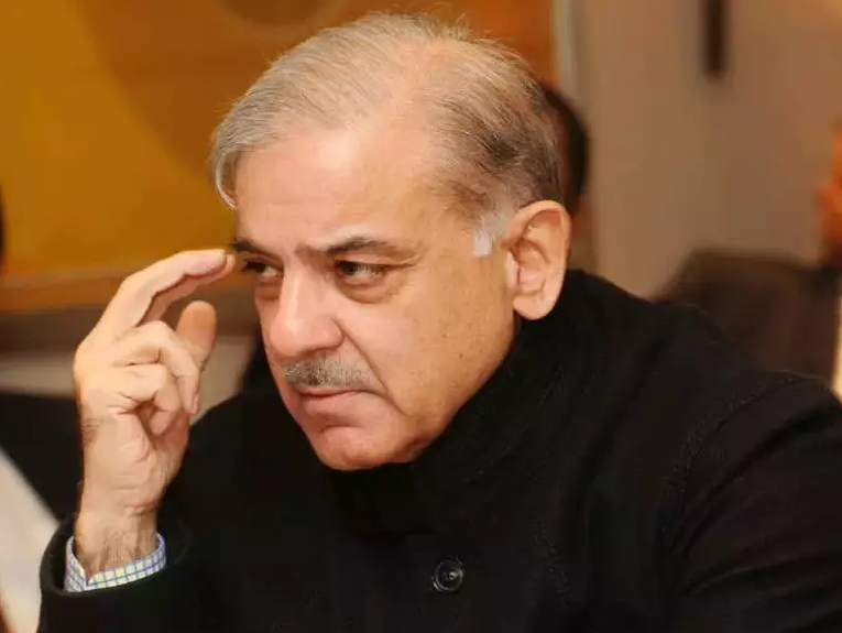 Faraz_DE's tweet photo. Time to change Twitter handle with your heart from @CMShehbaz to @PMShehbaz #ShehbazSharif #PMLN https://t.co/wJQu5NcVCI