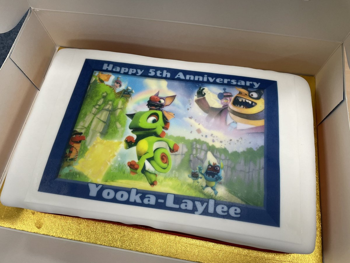 PlaytonicGames's tweet photo. Celebrating in style at Playtonic HQ 🎂 https://t.co/SiFm2e1szd