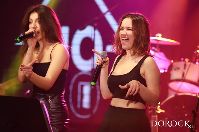 View image on Twitter