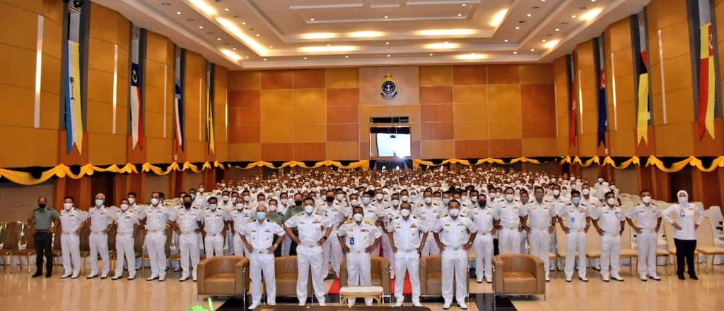 KD SULTAN ISMAIL tweet media