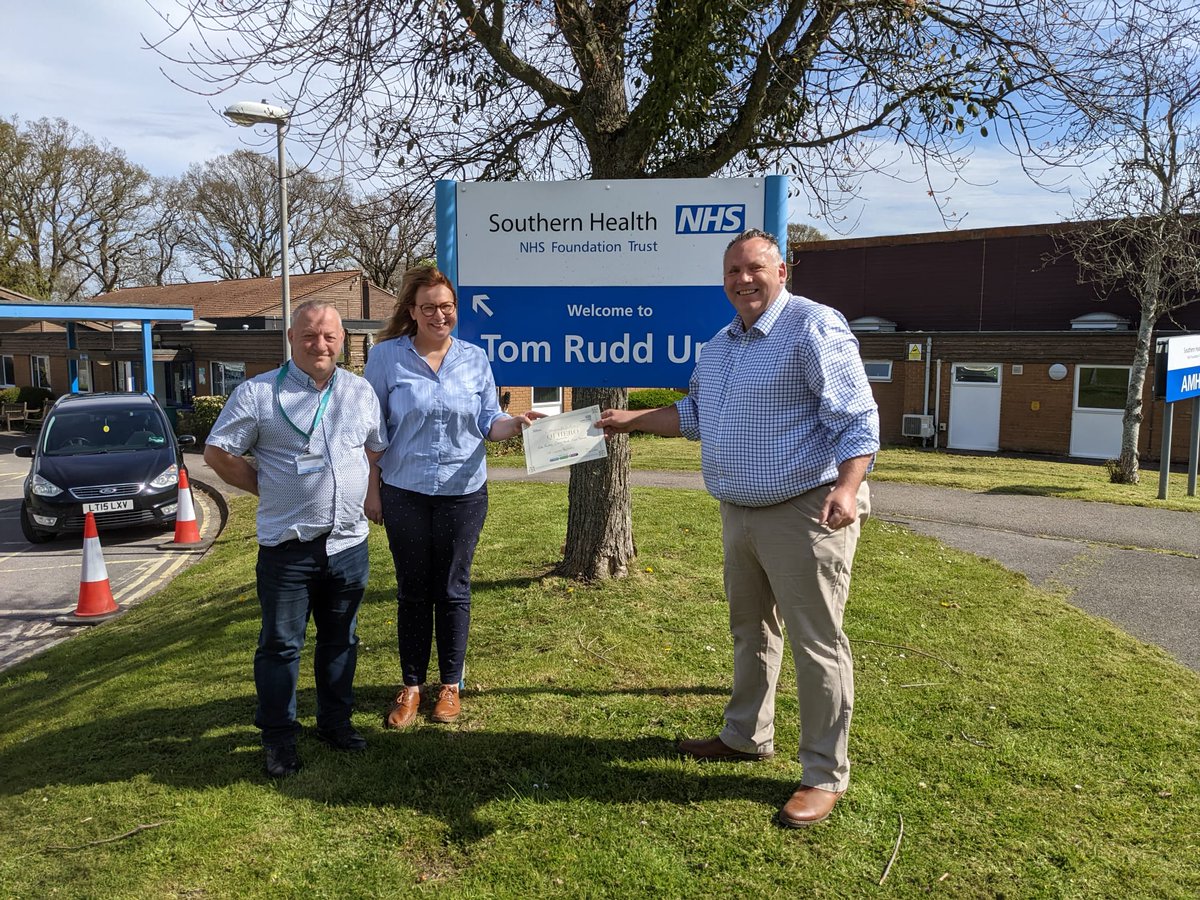 SHFT_transforms's tweet photo. Our first @shft_transforms monthly QI hero’s Karolina, Dave, Evonne and Nikki designed a RiO active caseload screen for liaison psychiatry @ UHS – this removed at least 3 documents being manually created saving time and reducing error #QIHero #TweetUsYourIdeas #QualityImprovement https://t.co/HuFKxNjwdq